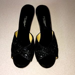 Betsey Johnson Polly platform vintage heels